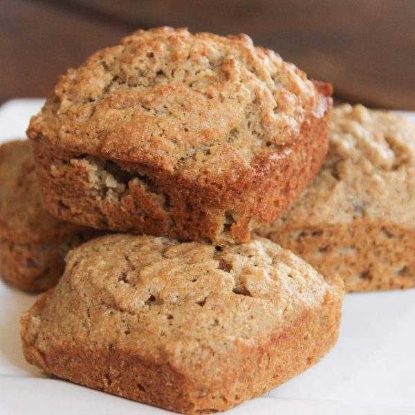 Make delicious banana muffins with frozen bananas and the kids can help!