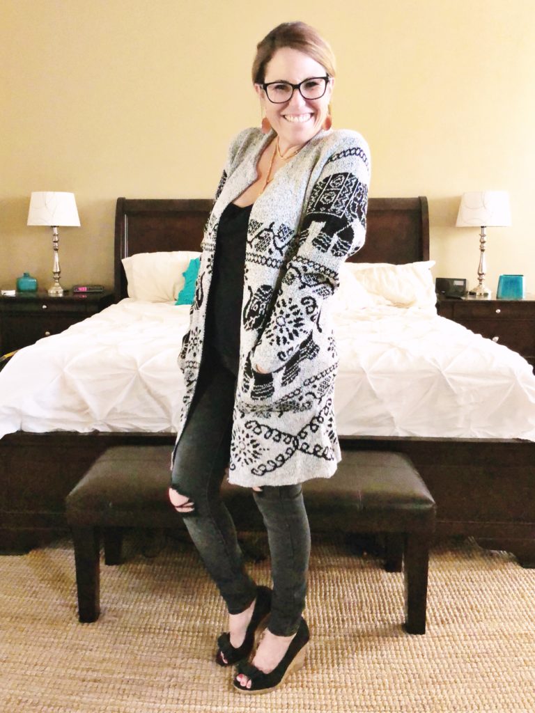 Fashom Style Box Review (Elephant Print Cardigan and Faded Wash Shredded Jeans)